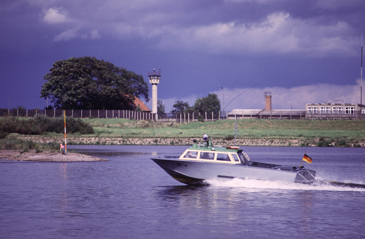An der Elbe bei Hitzacker Grenze DDR